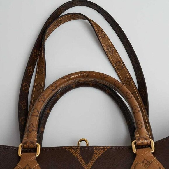 Louis Vuitton Monogram Reverse Canvas Onthego MM Bag - Picture 7 of 11